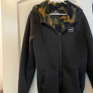 Hollister zip up hoodie with cozy camo lining.